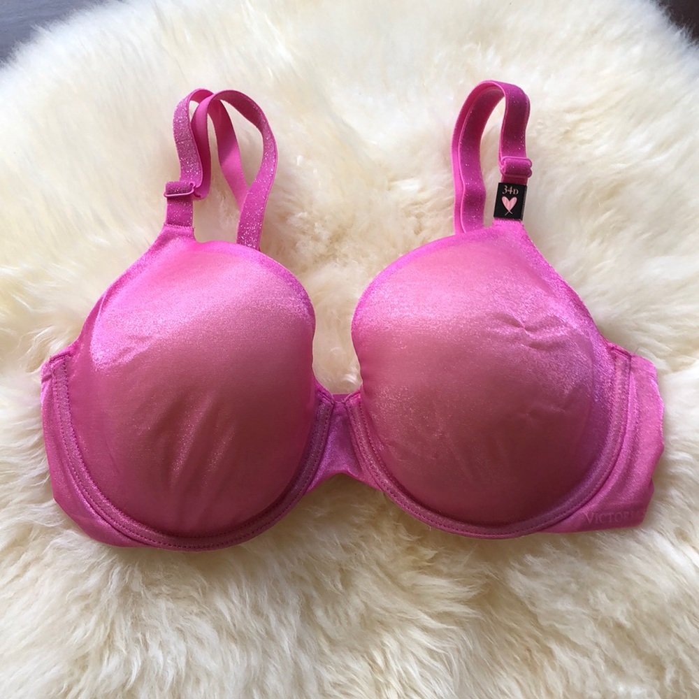 Victoria’s Secret pink lined coverage bra!